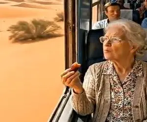 کشاورزی مصنوعی؛ پیرزن دونه خرما رو انداخت تو بیابون شتر اومد آبش داد نخل شد