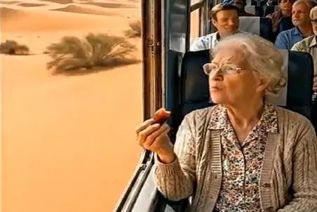 کشاورزی مصنوعی؛ پیرزن دونه خرما رو انداخت تو بیابون شتر اومد آبش داد نخل شد