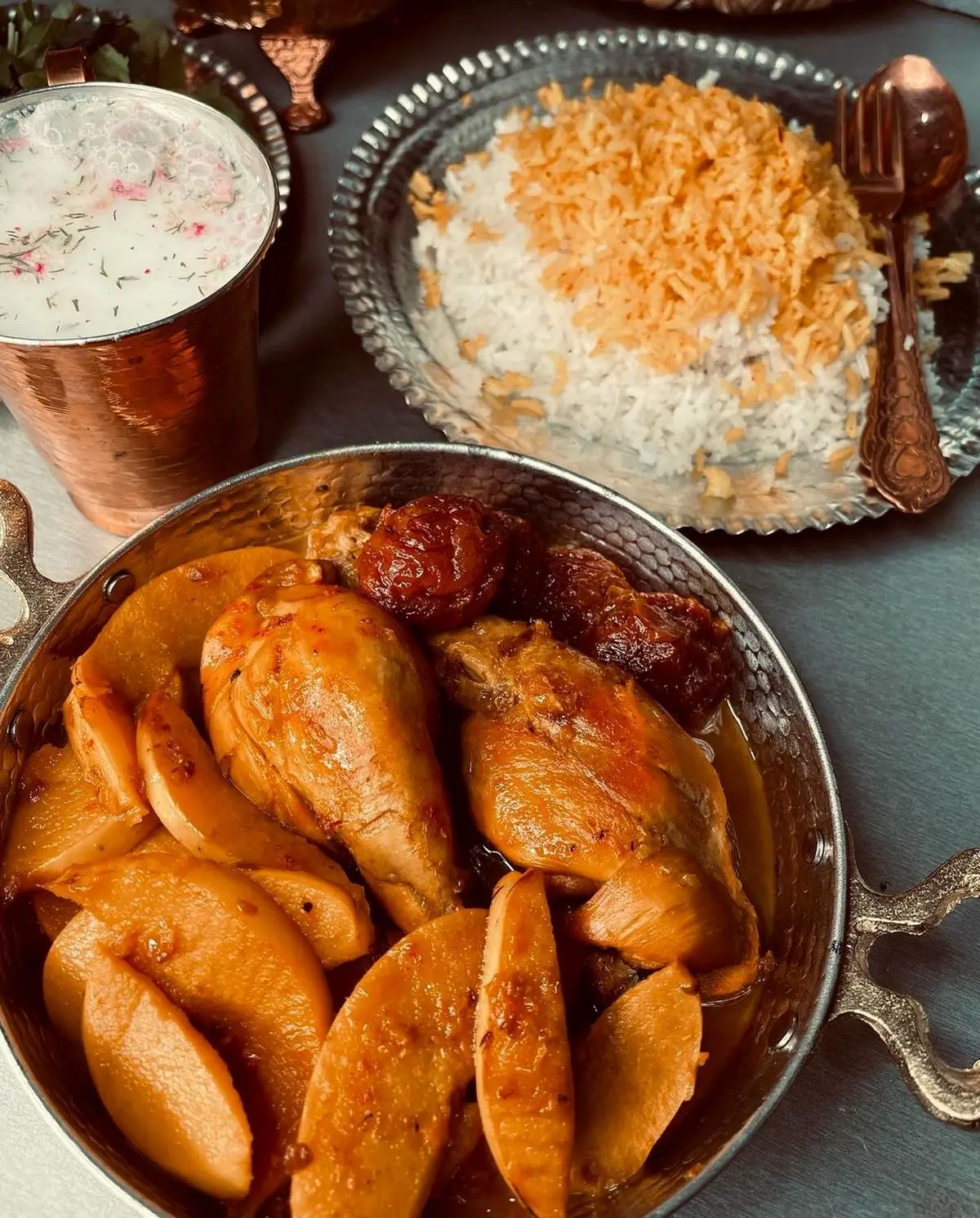 khoresh-sib-aloo-6