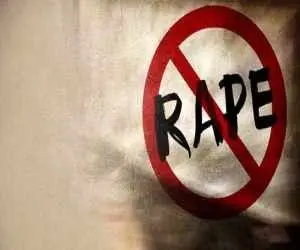 تجاوز ناپدری به دختر ناتنی اش + عکس