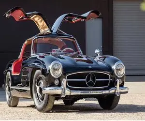 خودروها لوکس؛ دره این ماشین که باز میشه رخ عقاب به خودش می‌گیره