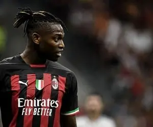 فوق ستاره میلان می خواهد به بارسلونا برود