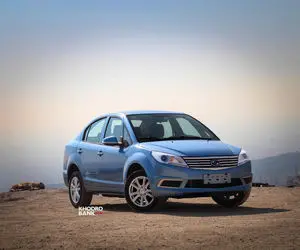 تست و بررسی اولین خودروی تمام برقی ایران