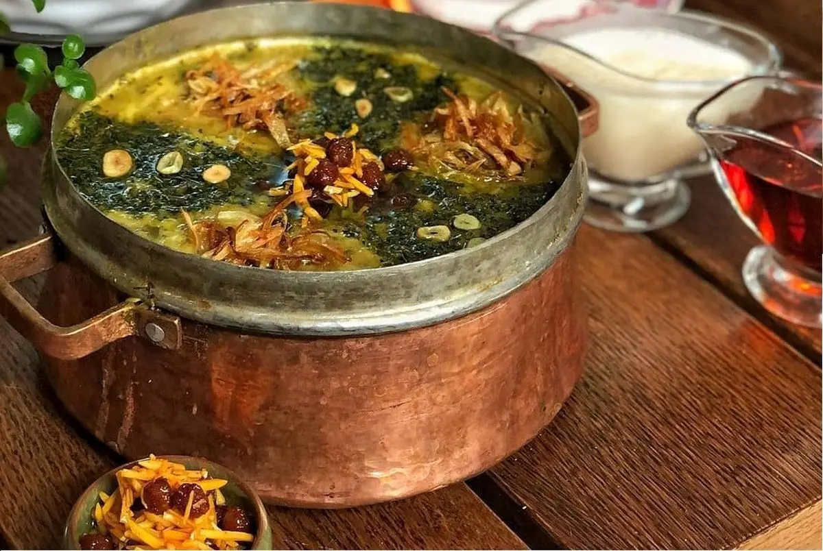 طرز تهیه آش رشته