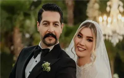 آواز شاد/ متین ستوده شروع میکنه به خوندن دایه دایه وقت جنگه