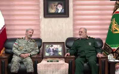 دیدار و گفتگوی فرماندهان جدید کل ارتش و سپاه