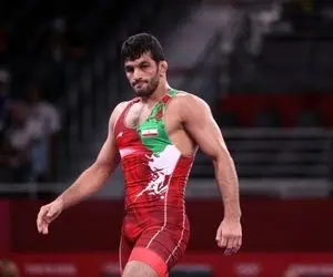 شعبده‌باز علیه سلطان؛ طلا تو مشت یزدانی بود