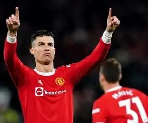 رونالدو و انتخابی سخت؛ یا لیگ قهرمانان یا منچستر!