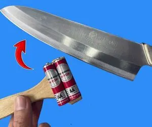 ترفندهای خانگی؛ ترفند های دو دقیقه ای برای تیز کردن چاقو با باتری