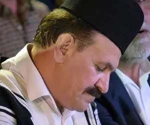 آواز جیگرسوز؛ کوروش اسدپور انقدر این آهنگ بااحساس خوند که بشنوی هق هق به گریه می افتی