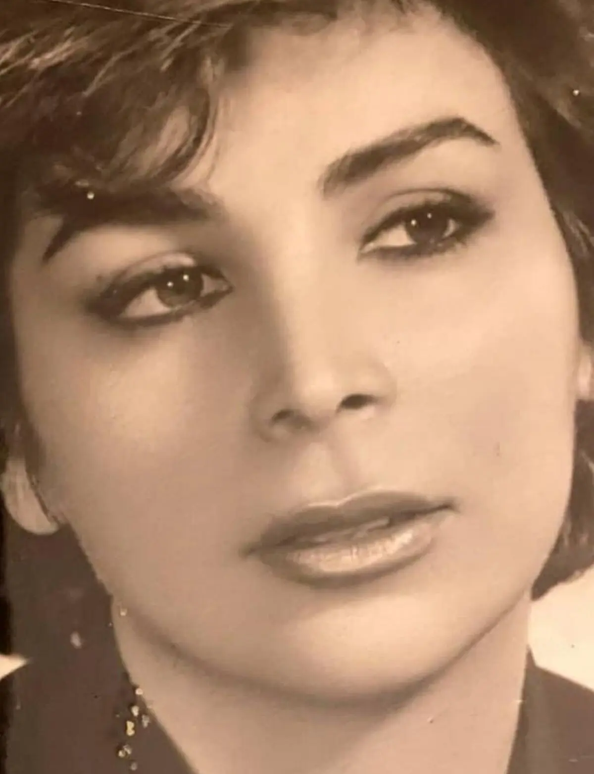 بیست سالگی شیوا خنیاگر