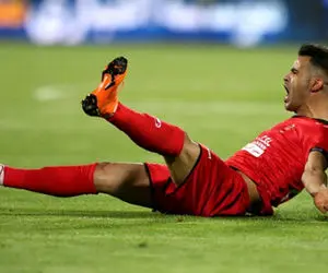 ستاره پرسپولیس مجبور به خداحافظی می‌شود؟