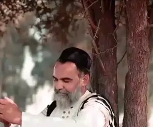 آواز احساسی؛ آهنگ لری روزگار با صدای اسماعیل تژم که حسابی حال دلتو خوب میکنه