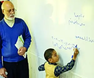 آیا قرار است بازنشستگان آموزش و پرورش دوباره استخدام شوند؟