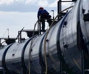 بارگشت نفت ایران به بازارهای جهانی زودتر از موعد
