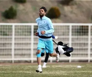 ستاره استقلال به باشگاه رفت؛ جدایی نزدیک است!