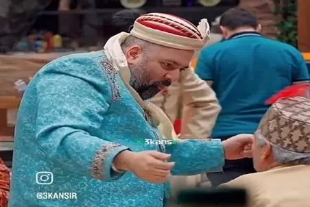 آواز بلرزون؛ علی اوجی انقد خنده دار هندی میرقصه که زنش طاقت نیاوورد جیم شد