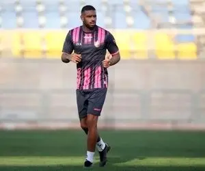 لوکادیا در نقش گل‌ساز و گل زن محیای تقابل با تراکتور