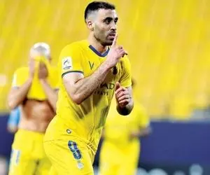 شادی گل جنجالی مهاجم النصر بعد از گلزنی به فولاد