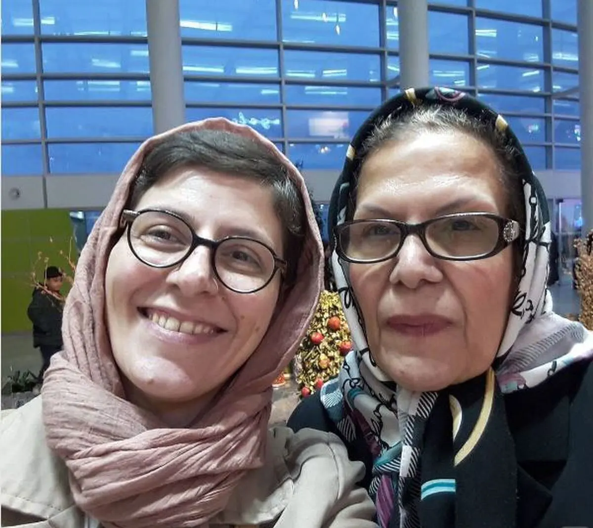 بیوگرافی سوسن پرور