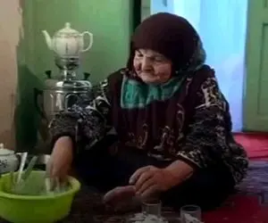 آواز محلی؛ آرمان امیدی برای مادربزرگش سر مزار خواهرش چه آهنگی دل ریش کنی خوند