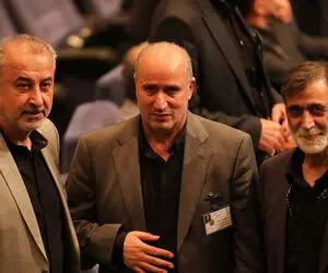 آجورلو به باشگاه استقلال برمی‌گردد؟ 