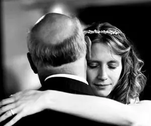 سوپرایز لاکچری پدر شوهر برای عروس در گرون ترین رستوران تهران + ویدیو