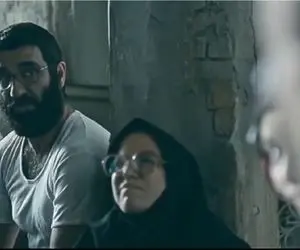 سکانس خندان؛ قمپز در کردن پژمان جمشیدی و کاظم سیاحی برا نامزداشون