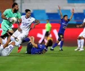 پنالتی‌های استقلال مقابل گل گهر درست بود؟! 