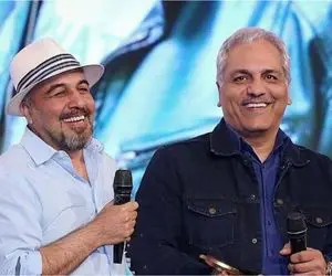 سکانس خندان/عطاران تو اکران فیلمش تو سینما نارنگی گرفته دستش بین مردم پرتاب میکنه