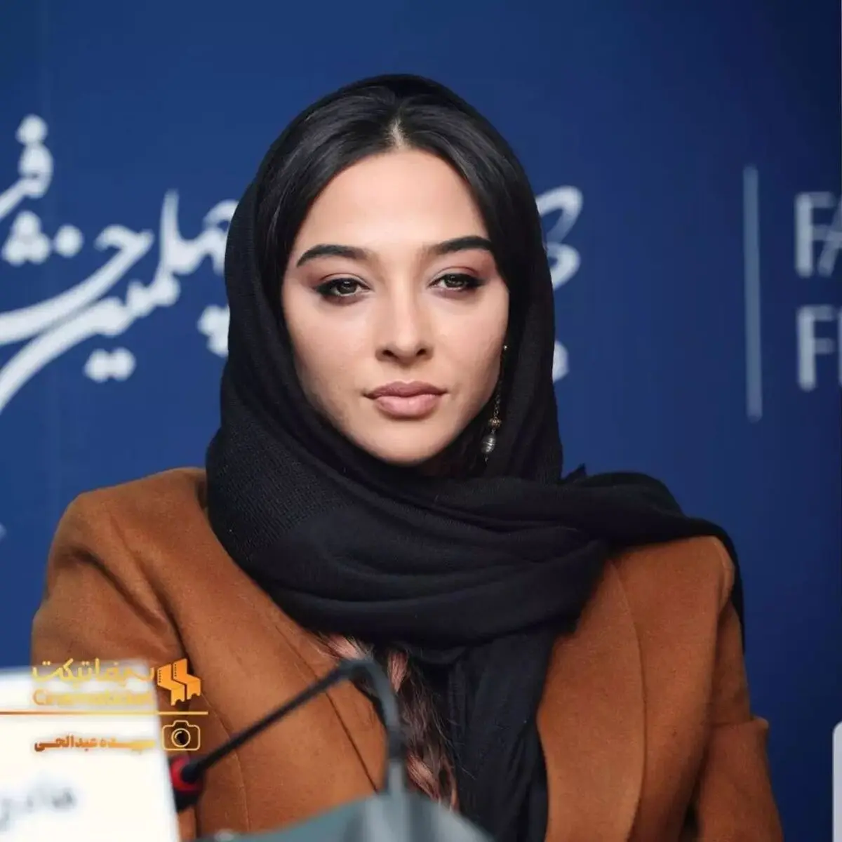 آناهیتا درگاهی