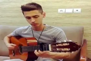 آواز احساسی؛ پسره بهش نمیومد این همه صداش خوب باشه سرگرمی تو یگانه رو خوند چه شنیدنی