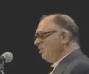 آواز اصیل؛ یعنی کسی هست با این اهنگ استاد نوری خاطره نداشته باشه و دلش پر نکشه؟