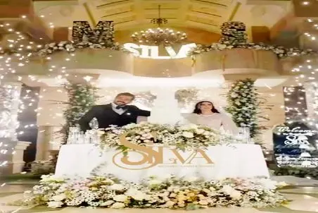 آواز شاد؛ رقص کیک مریم مومن و شوهرش با آهنگ عربی لو اقلک انی بحبک همه رو وجد آورده