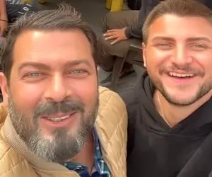 آواز ریتمیک؛ پژمان بازغی تو جمع رفقا تو کمپ چه با پوز خند آهنگ جون آخ پول رو خوند