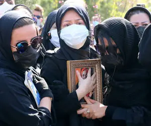 همه کسانی که در مرگ آزاده نامداری مقصرند!