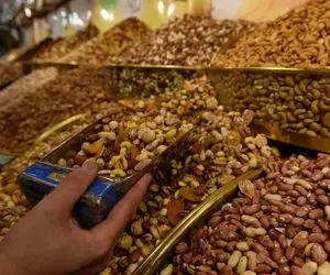 قیمت آجیل شب یلدا چند؟/ حداکثر قیمت ۷۰۰ هزار تومان!