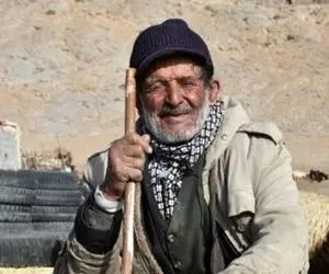 آواز احساسی؛ حسینعلی شبانپور دوستدار شجریان با هق هق آهنگ در دریایی افتاده ام رو خوند