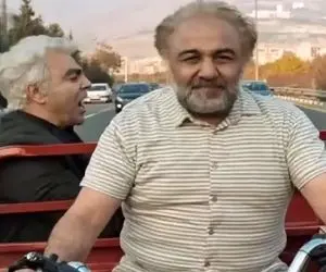 آواز شاد؛ آو آو صادق بوقی رضا عطاران رو آوورده وسط رقص رزمی میره