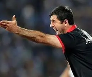 چه شوکی به کریم باقری وارد شد