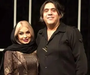 آواز احساسی؛ کنسرت صبا راد مجری سابق که نوازنده پیانو میزنه ایشون از بین تاریکی میان