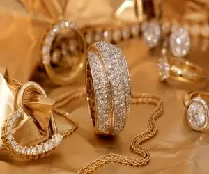 پیش‌بینی قیمت طلا و سکه یکشنبه ۹ آذر ۱۴۰۴ / منتظر ادامه موج افزایش قیمت طلا باشیم؟