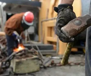 افزایش دستمزد کارگران با تحقق این دو شرط