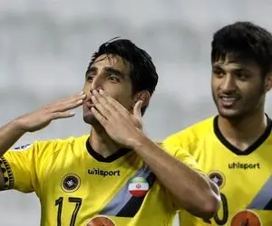 ادعای بازیکن سابق آبی ها؛ وینگر سپاهان در استقلال؟!