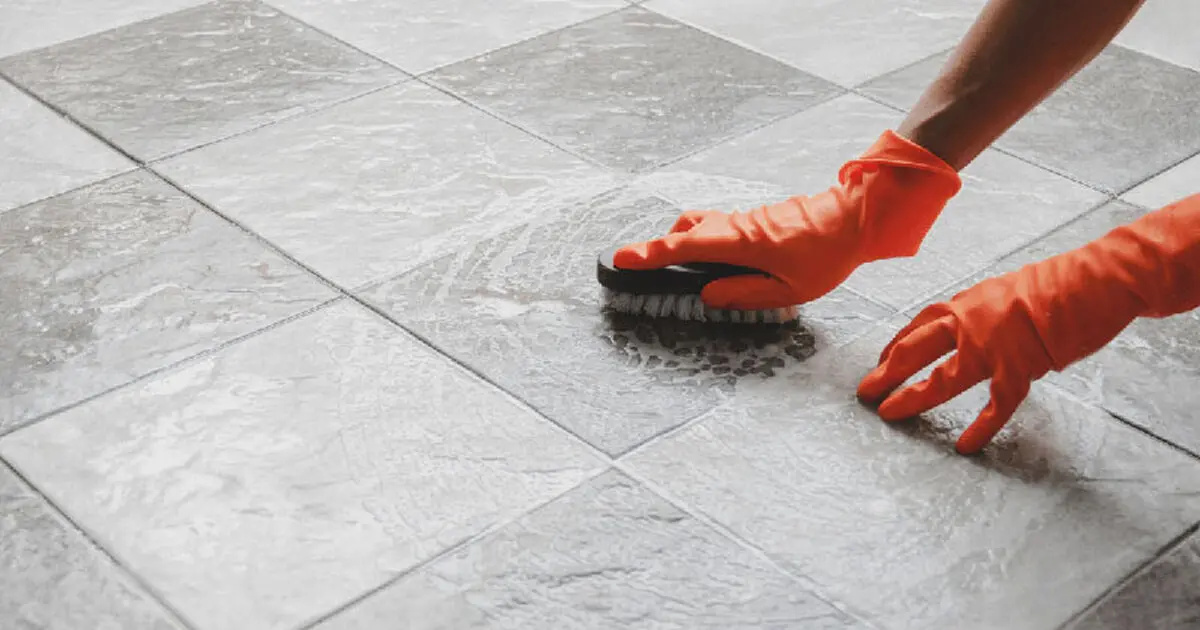 how-to-remove-stains-from-ceramic-tiles-enzo-online.com_