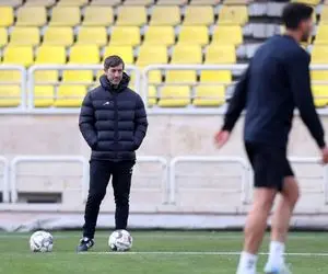 کریم باقری همچنان سرمربی پرسپولیس