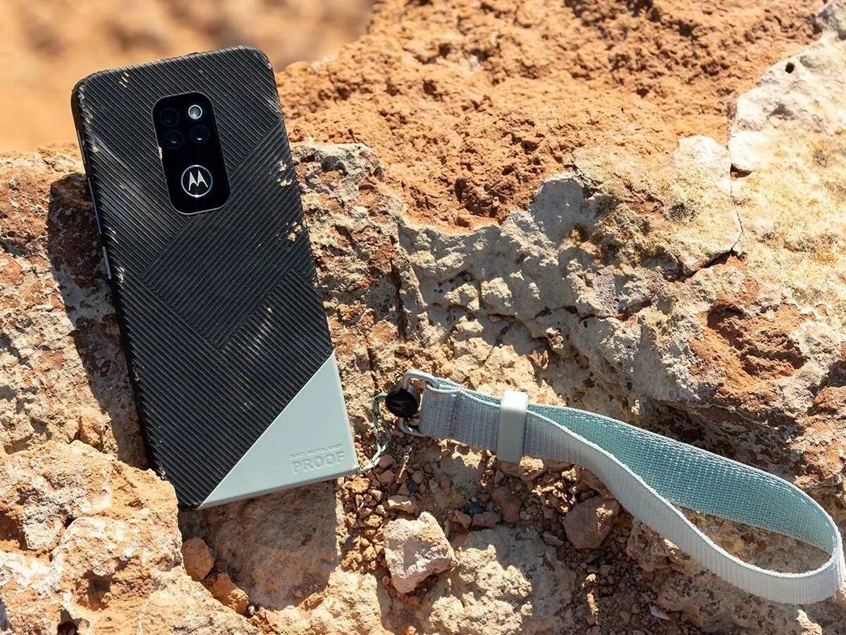motorola_defy2