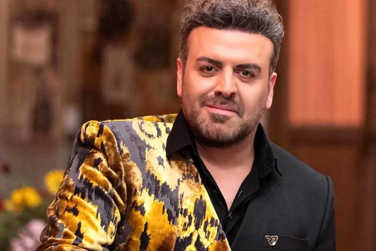 سکانس خندان/بهرنگ سر سنش شاکیه که ازش پرسیدن /جوابش حامدو ترکند