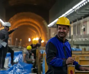 بازدید خبرنگاران از متروی کرج