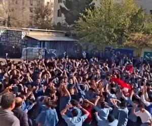 آواز شاد؛ روز دانش آموز مدیر به بچها صفا داد تو خوشگل منی گذاشته همه عین فنر رو هوان